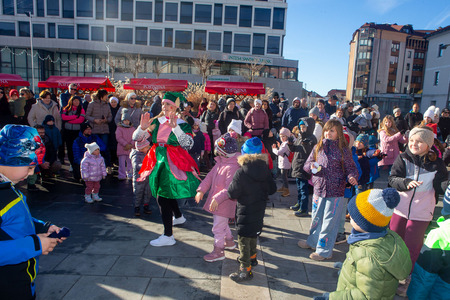 praznični sejem in prihod dedka mraza (10)